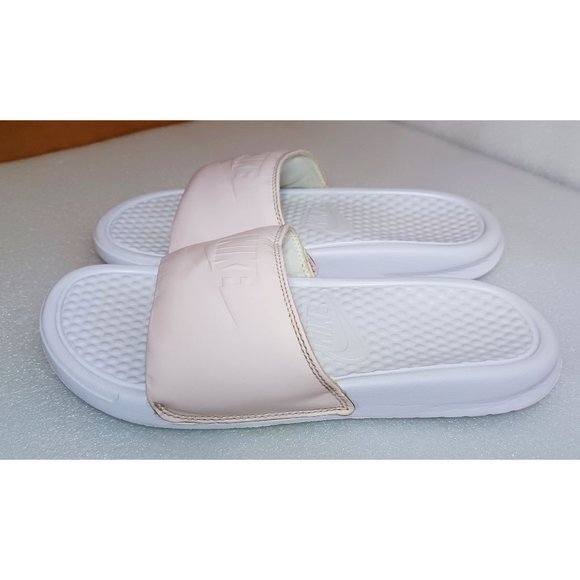 Women's Nike Light Pink & White Swoosh Benassi Soft Midsole Slides Sandals Sz 6 - Picture 2 of 12